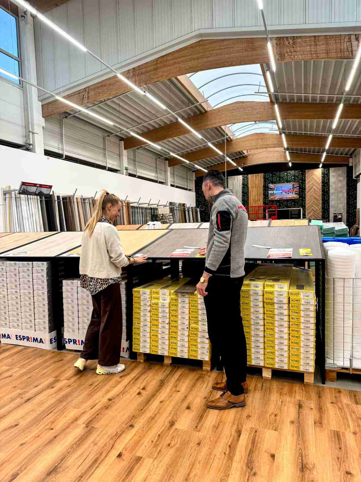 Bodenbeläge Ausstellung bei Heineking Landesbergen